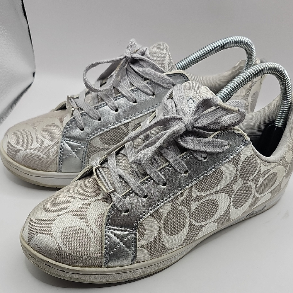 Silver and Cream Patterned Sneakers - Picture 2 of 11